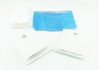 بسته های جراحی استریل سفارشی، دندان بیمار را با دستکش لاستیکی می پوشاند